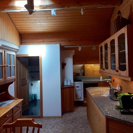 Confortevole Mansarda Di Montagna Poschiavo Ngoại thất bức ảnh
