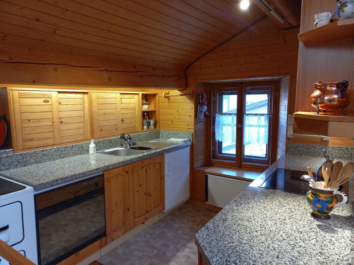 Confortevole Mansarda Di Montagna Poschiavo Ngoại thất bức ảnh