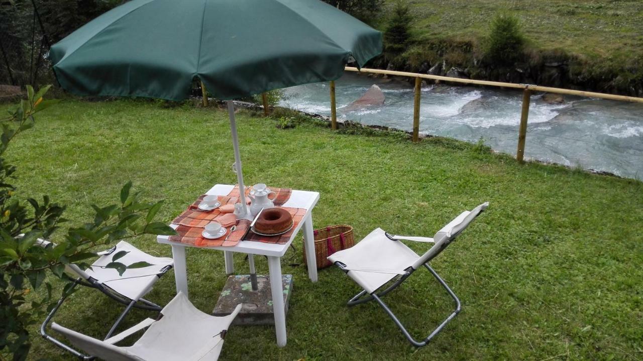 Confortevole Mansarda Di Montagna Poschiavo Ngoại thất bức ảnh
