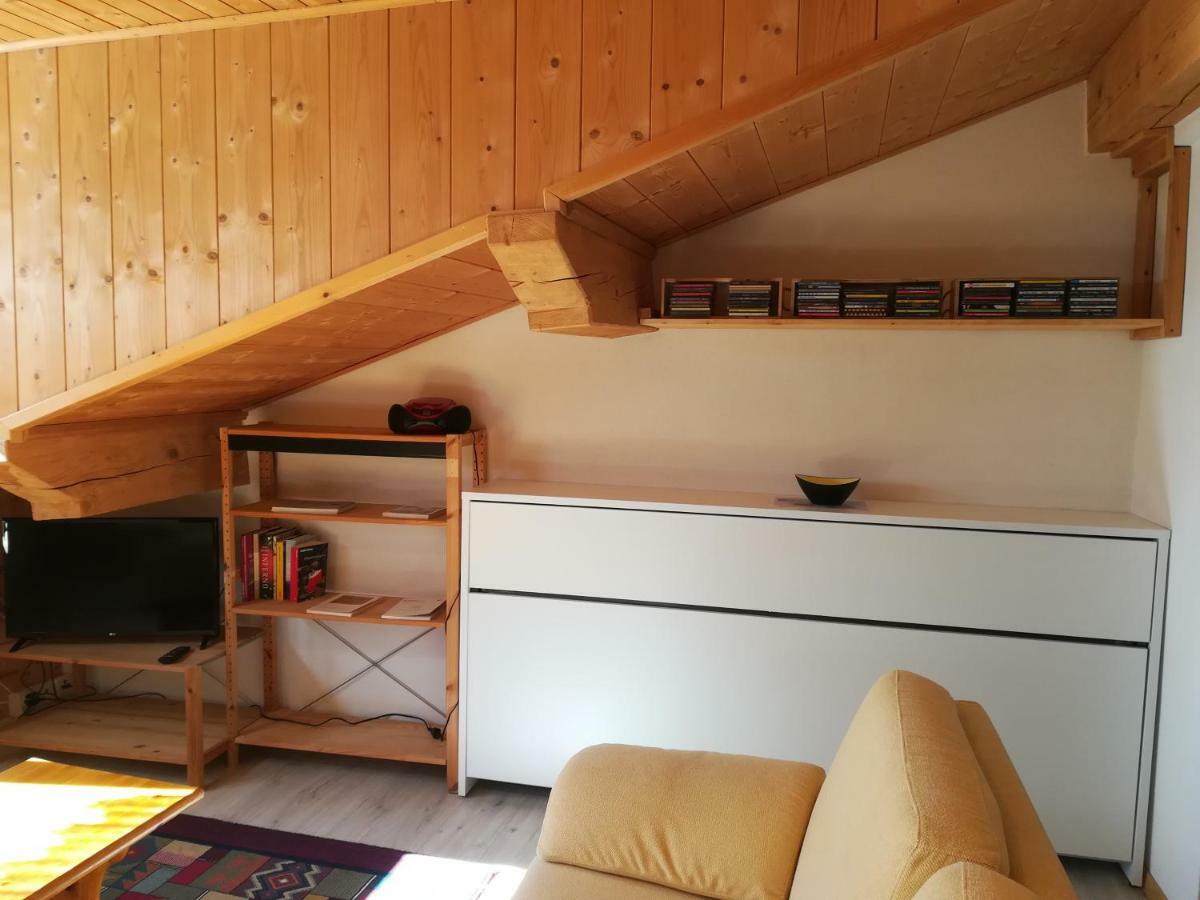 Confortevole Mansarda Di Montagna Poschiavo Ngoại thất bức ảnh